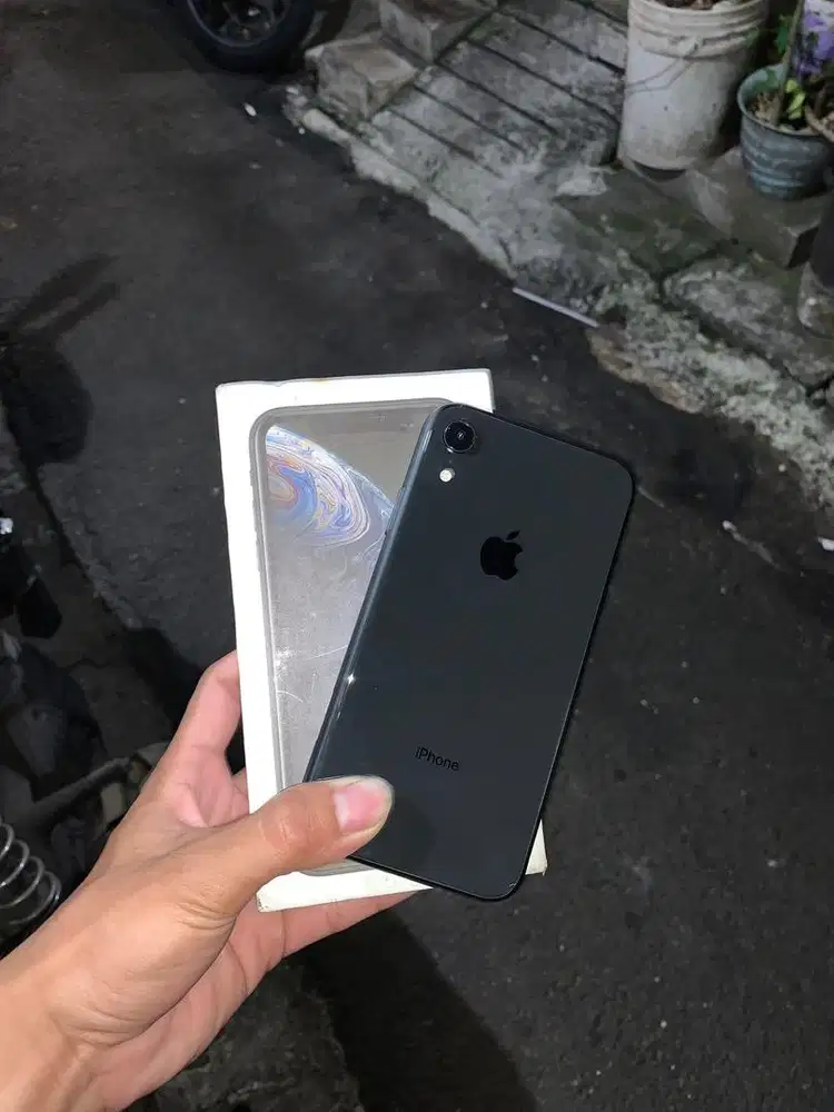 Iphone xr 64gb mines dikit fullset ibox