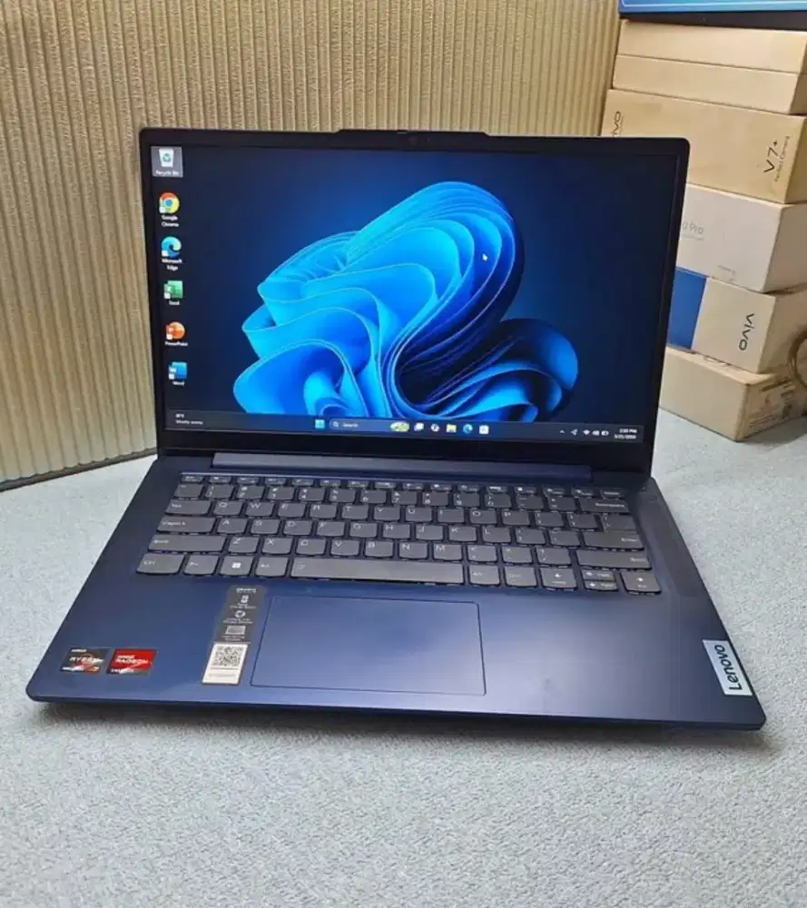 Lenovo Ideapad Slim 3 ( 82XL )