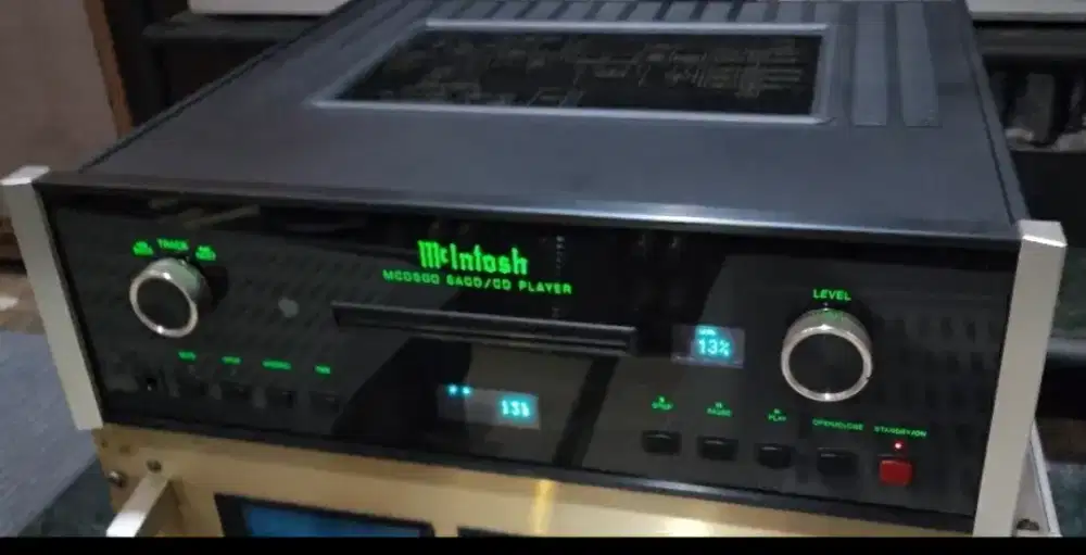 McIntosh MCD500 SACD/CD Player