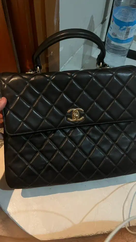 Chanel Vintange Sling Bag
