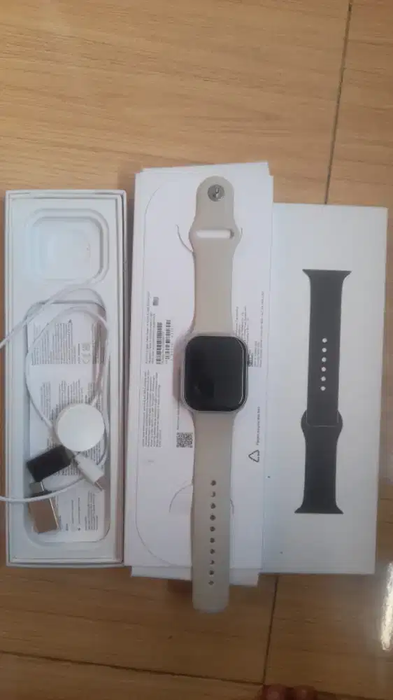 Apple Watch series 10 46 mm garansi ibox