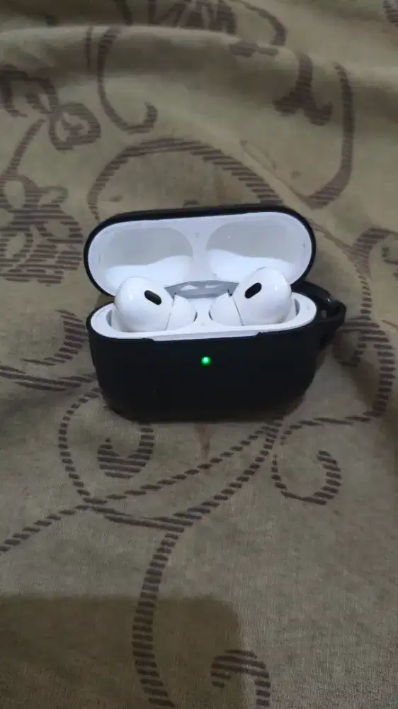 Air Pods 2 (USB-C)