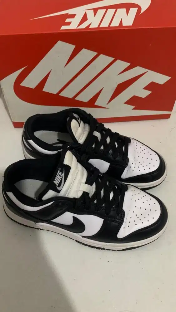 Nike panda dunk low size 36