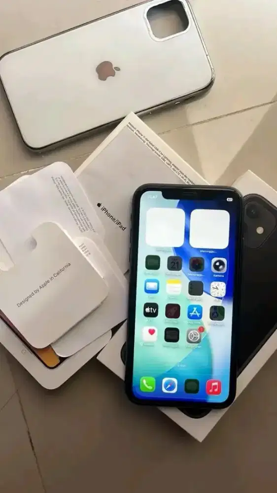 iPhone 11 iBox mlus 64bpulset