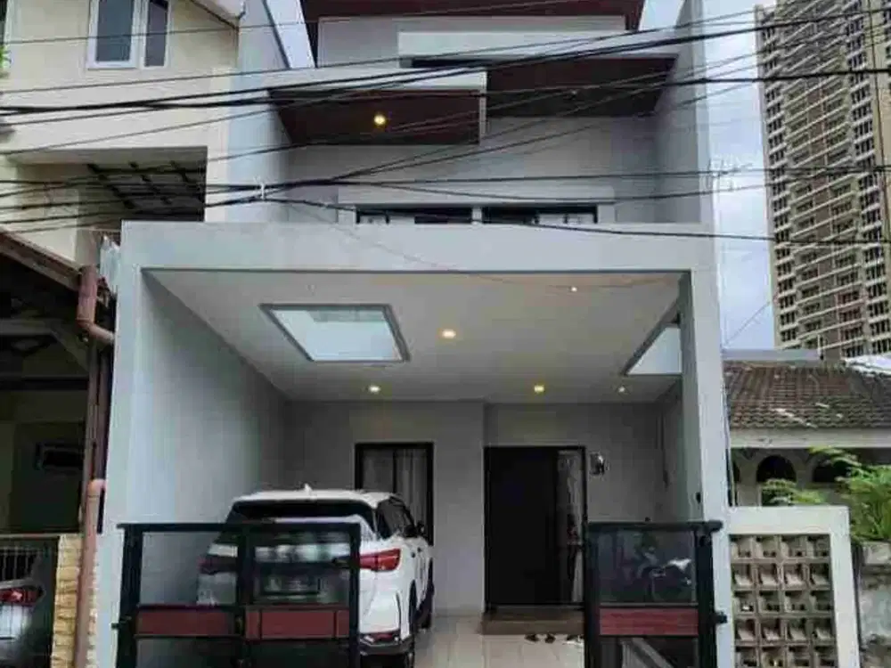 Rumah 2.5 Lantai Di Belakang Mall Pondok Indah 4+1 Kamar Luas 200m Pondok Pinang