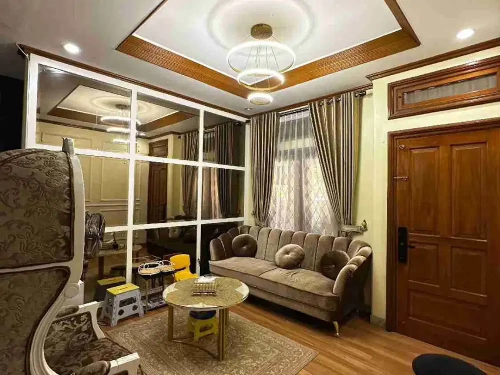 Turun Harga Rumah' Dijual Dalam Perumahan Elit di Cibubur Jakarta