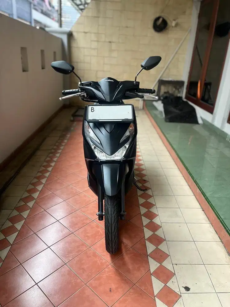DP 500RB! HONDA BEAT DELUXE KEYLESS CBS ISS TAHUN 2025 KM LOW PAJAK ON