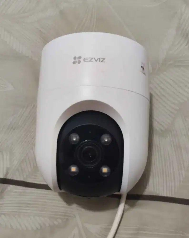 Cctv ezviz H8c Second