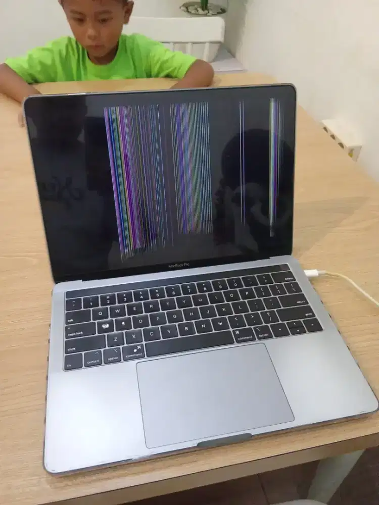 Macbook Pro 2019 Jual seadanya