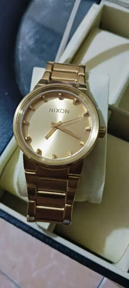 Nixon Canon watch ori