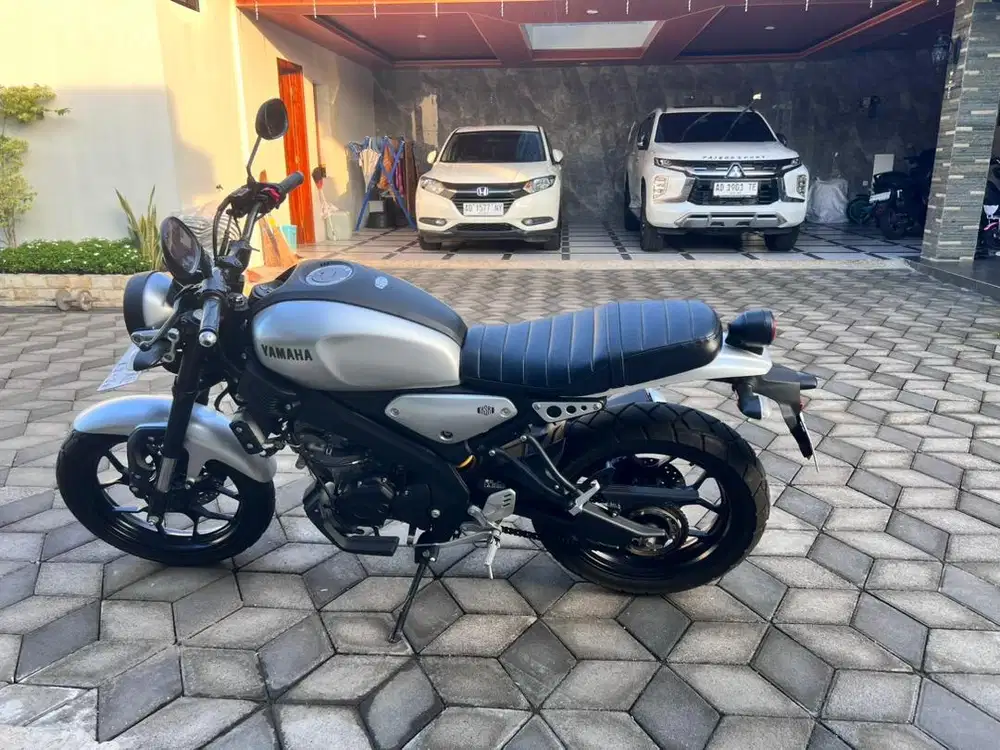 YAHAMA XSR 155 KM 4rb Tangan Pertama
