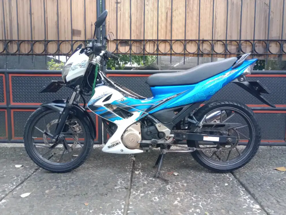 Suzuki satria Fu 150 cc 2011 full orisinil Gress