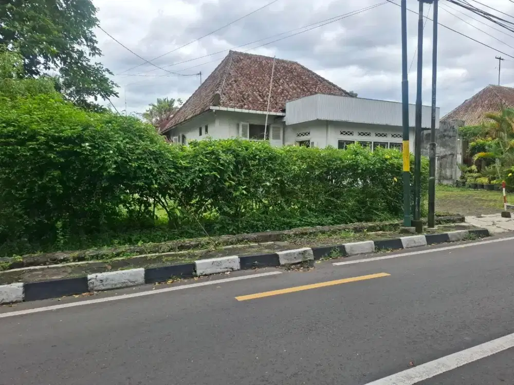 Rumah Asli Kolonial Belanda di Area Premium Kotabaru Yogyakarta