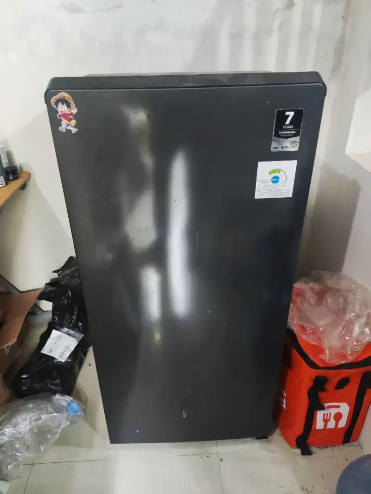 Kulkas AQUA 1 Pintu