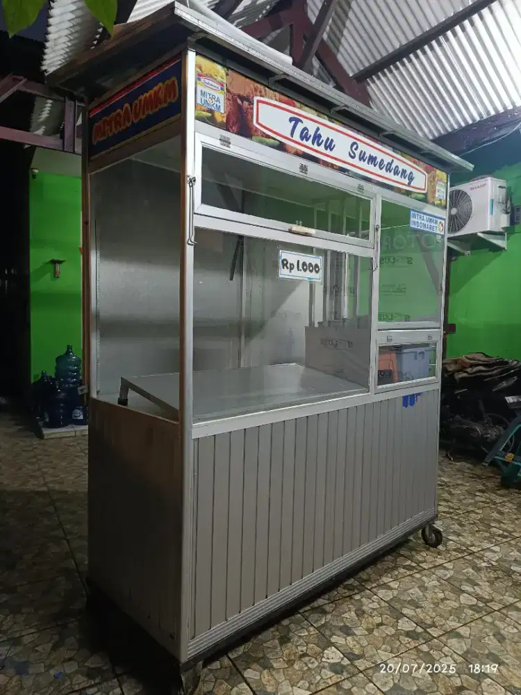 Gerobak gorengan tahu sumedang lengkap