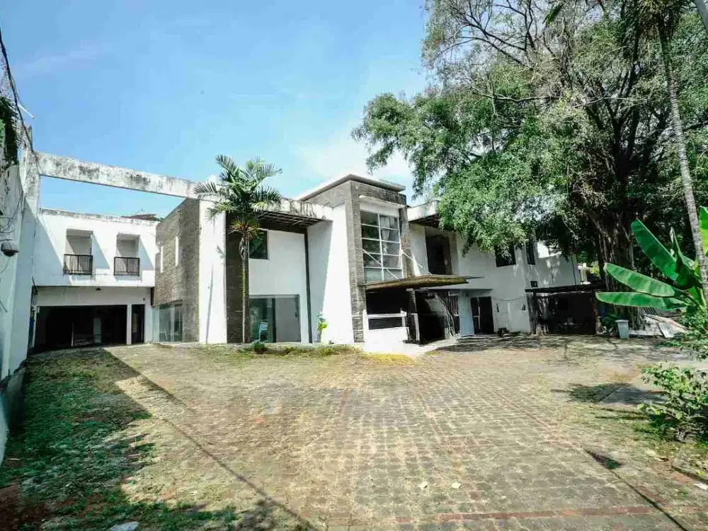 bawah njop! rumah kantor pinggir jalan raya kemang utara Jaksel