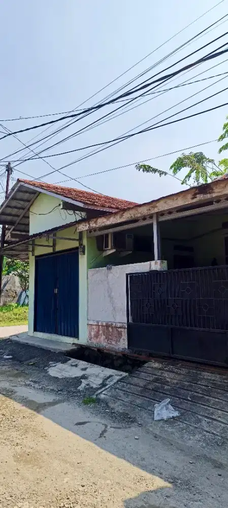DIJUAL CEPAT RUMAH HOEK