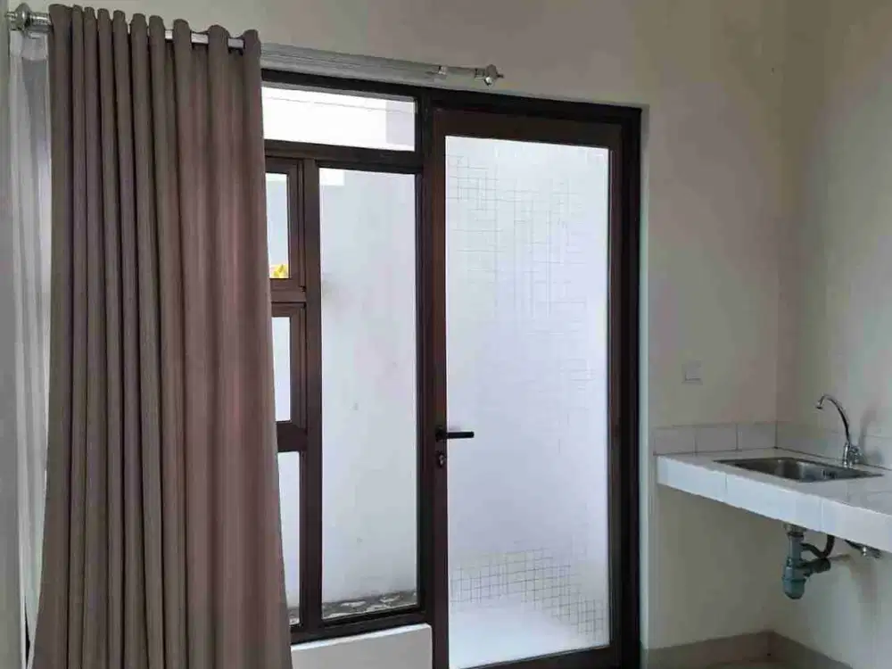 Dijual rumah di Podomoro park Bandung, Harga Heran