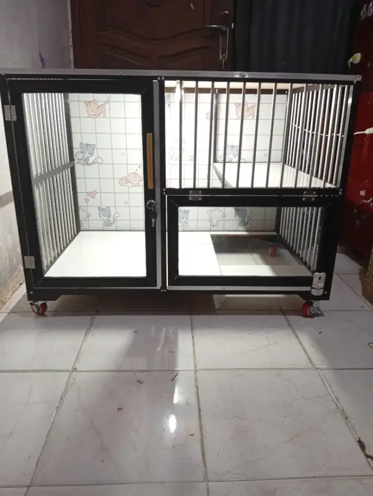 Kandang kucing alumunium brown