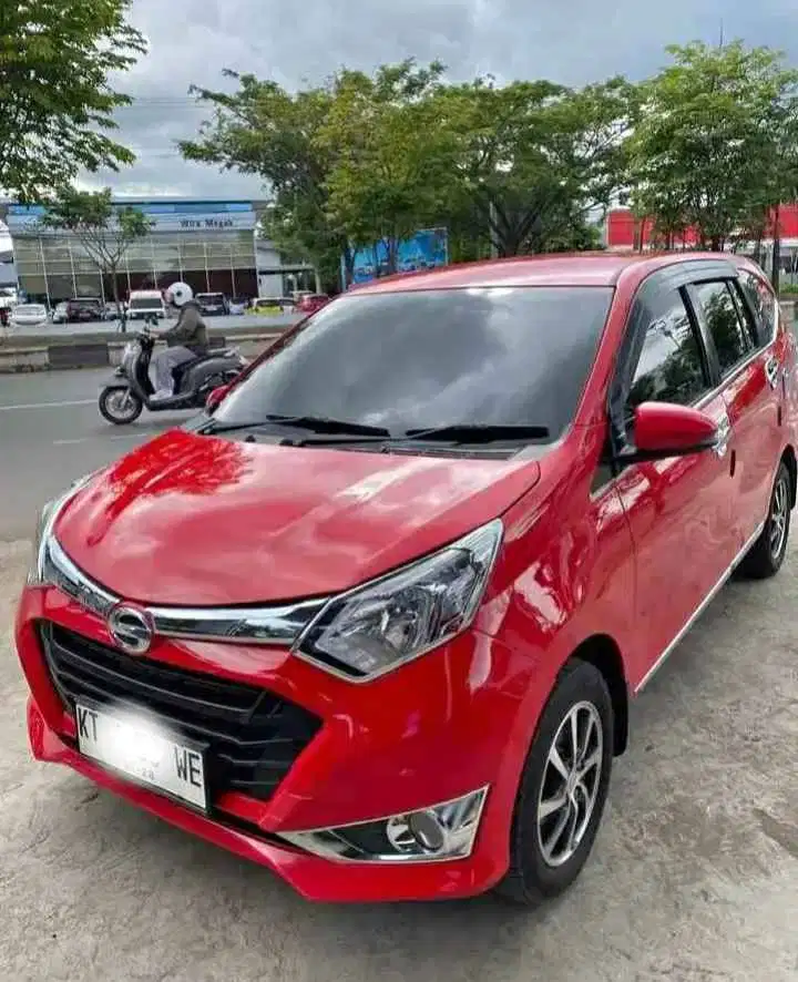 Daihatsu Sigra R Deluxe 1,2 Manual - Mobil Pribadi