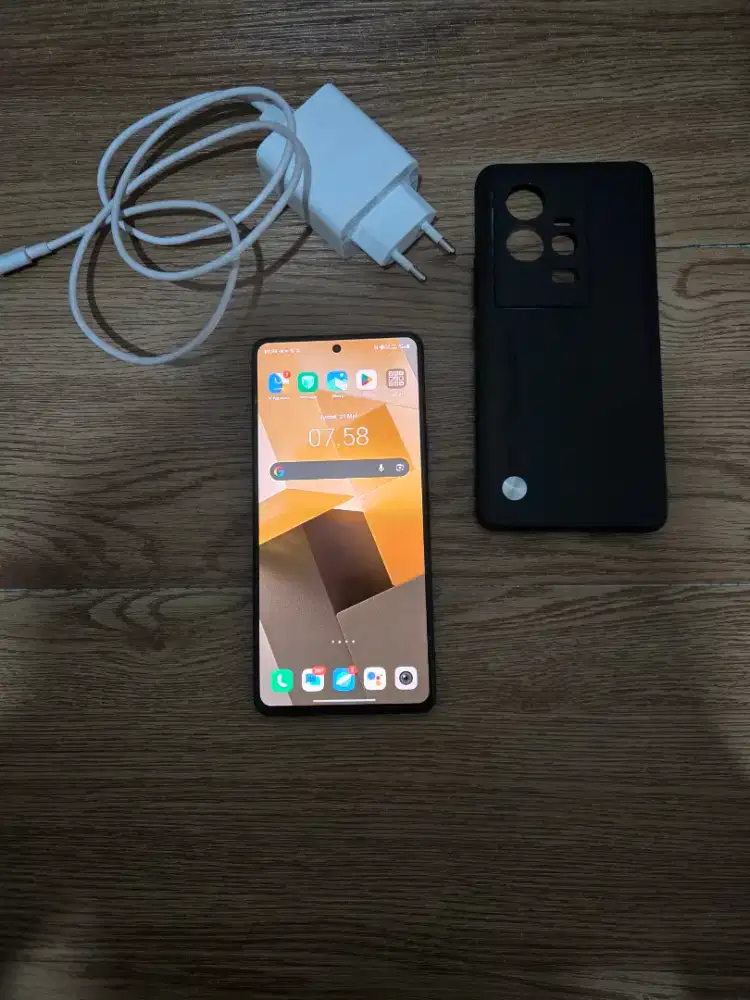 Iqoo 11 ram 16/256gb normal bisa TT