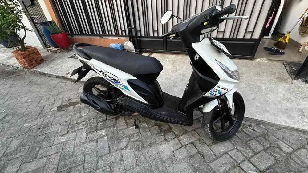 Honda beat tahun 2009