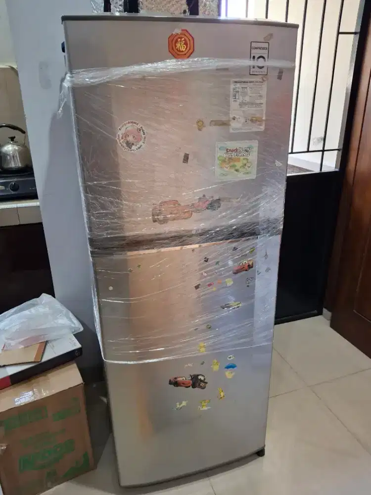 Kulkas LG 2 pintu