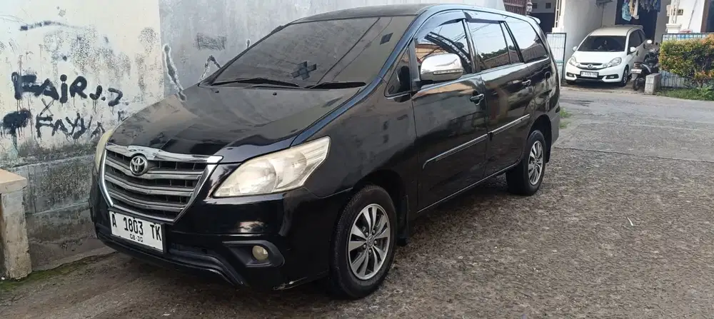 Toyota Kijang Innova 2015 Bensin