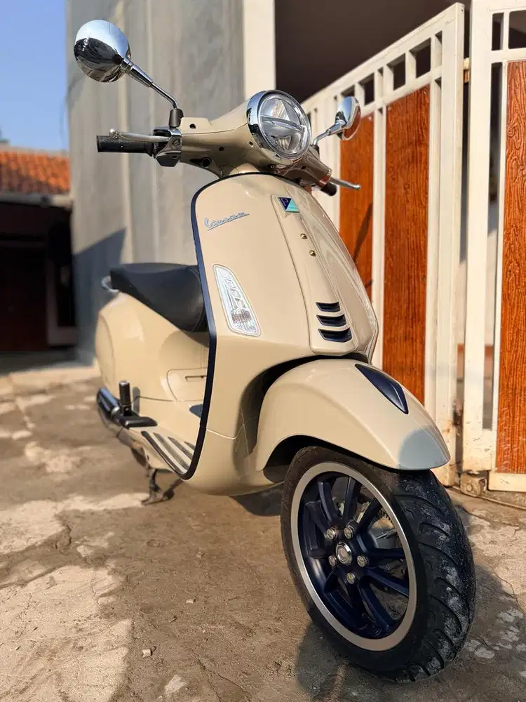 Vespa Primavera S 2023