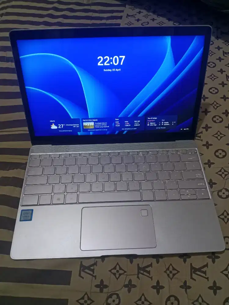 Asus Zenbook UX390U - Core i5, Ram 8Gb, SSD 512Gb