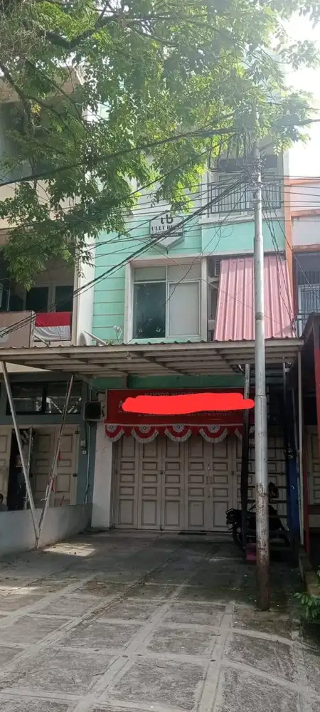 Dijual/disewakan Ruko 3 lantai