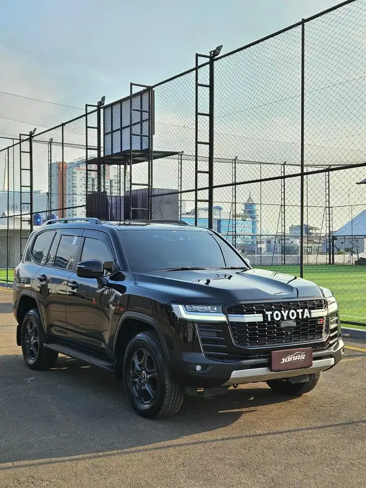 toyota Land cruiser GR -S 2023 Hitam #GRS #Lx600 #vxr