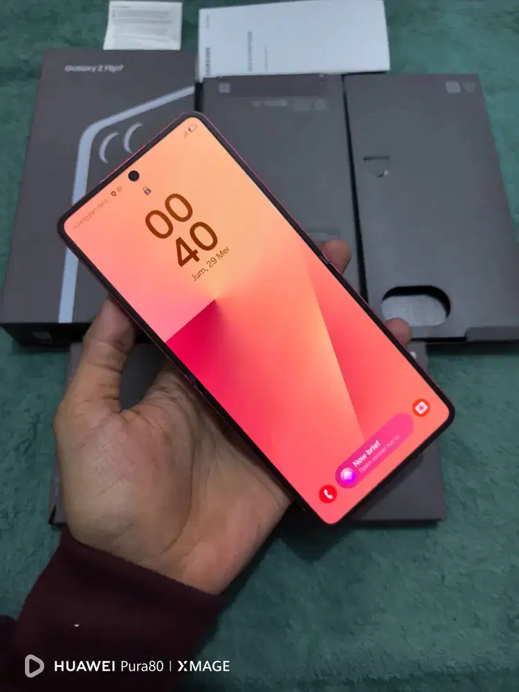 Samsung galaxy zflip 7 12/256 gb resmi
