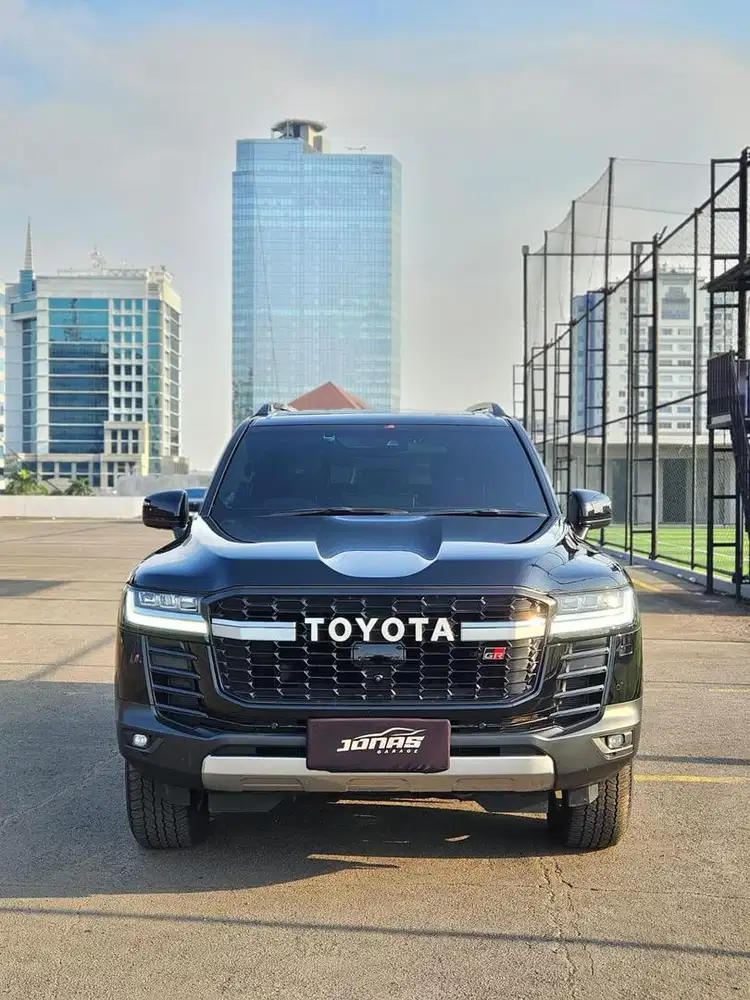 TOYOTA LAND CRUISER LC300 GR-S 2023 HITAM #GRS #LC300 #Lx600 #LX570