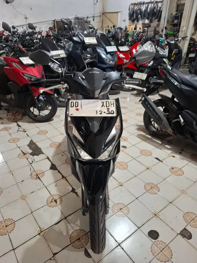 Honda Beat 2025 hitam