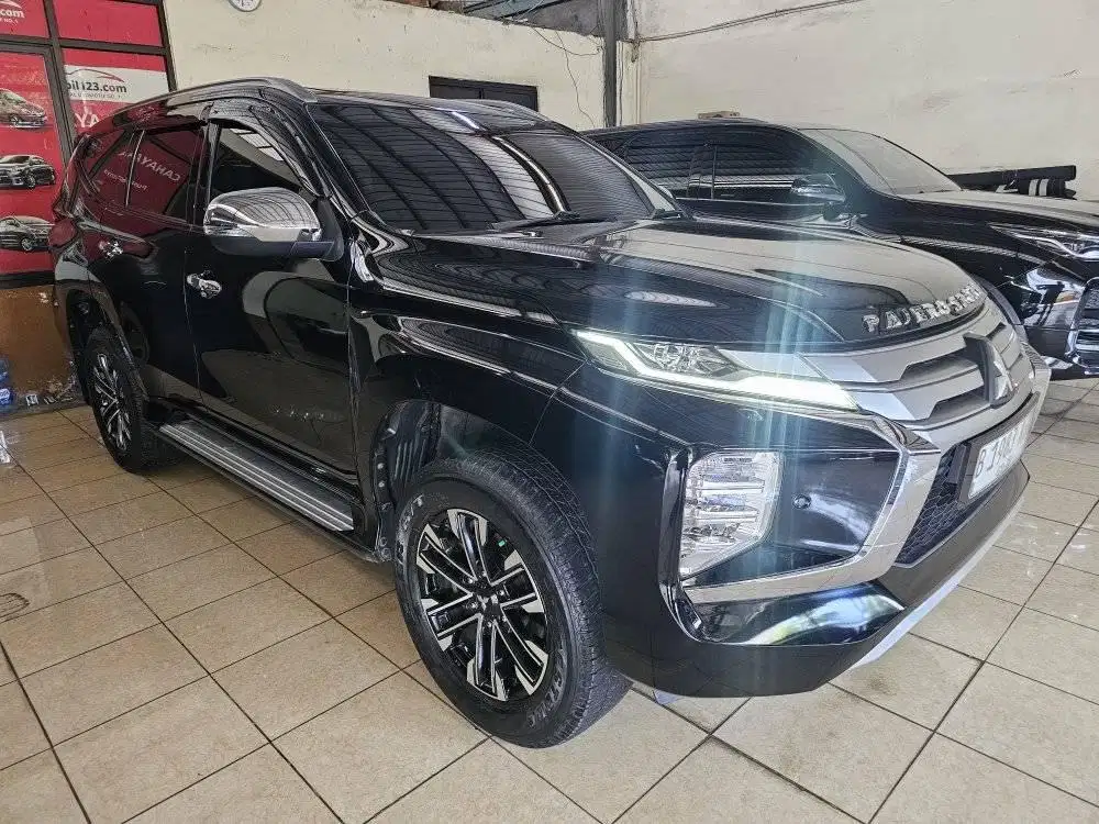 Mitsubishi Pajero Sport New Dakar 4x2 Diesel 2023 Hitam