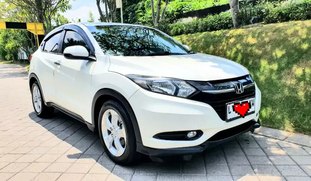ISTIMEWA Honda HRV E Plus 2016/2017 Putih Matic No Jazz RS KIM
