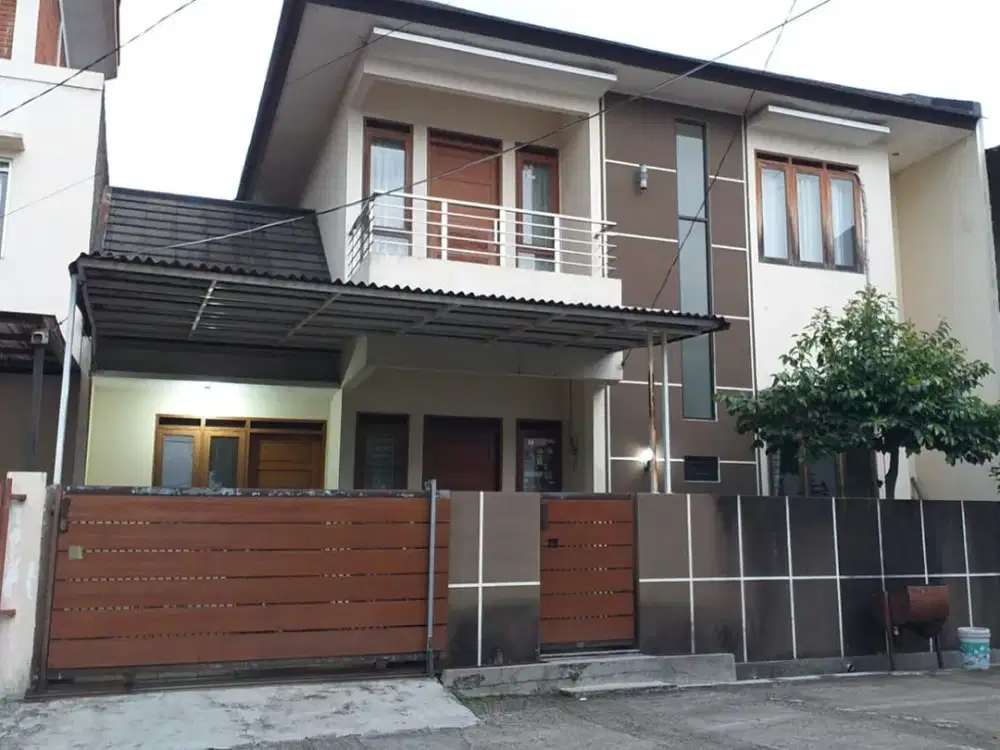 Rumah 2 Lantai Semi Furnished Di Permata Indah Arcamanik Kota Bandung
