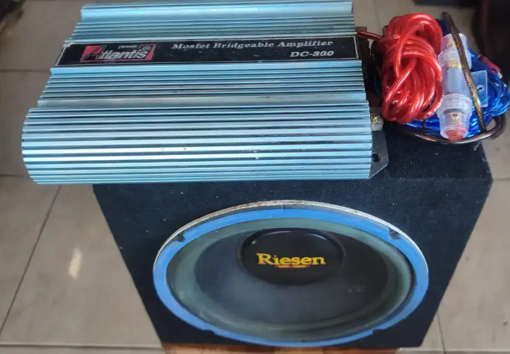 Sepaket Audio Mobil
Subwoofer 10, Riesen +Power merk Atlantis di dps