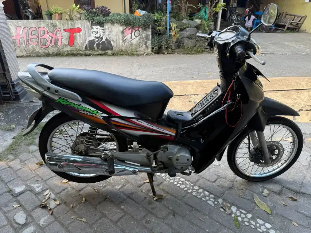 karisma kharisma THN 2003 plat AB Bantul