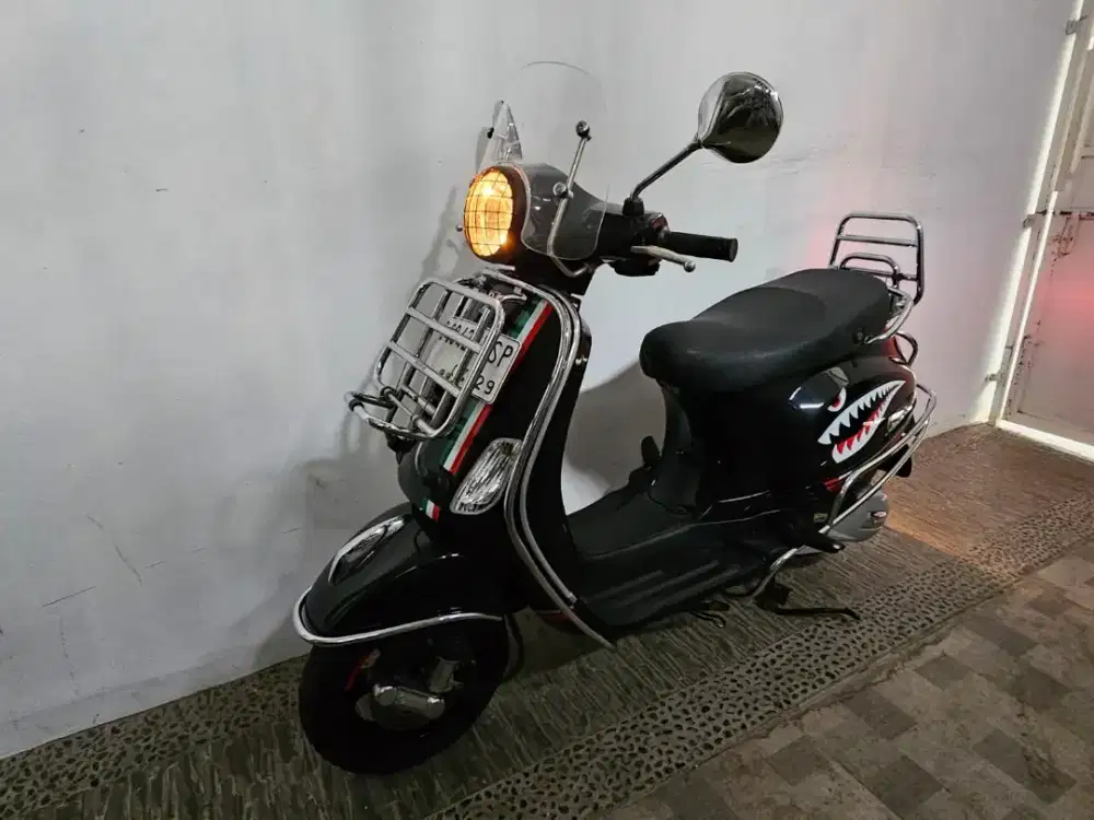 Vespa LX125 Low km