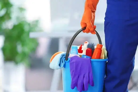 Cleaning Fulltime Gaji Perjam