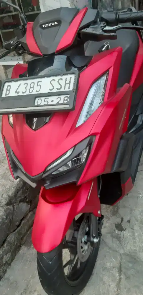Jual cash atau TT mtr ap aj , vario 160 th 2023 merah dof