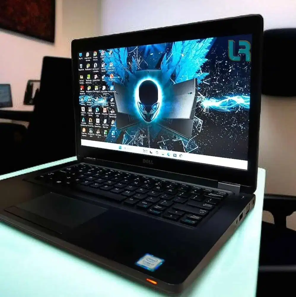 LAPTOP BEKAS SEPERTI BARU