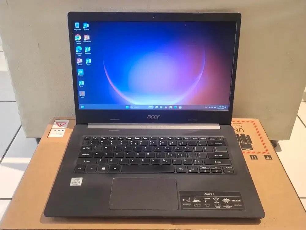 Laptop Hp 14 245 G10, Ryzen 3 7320U,Ram 8/256 gb
