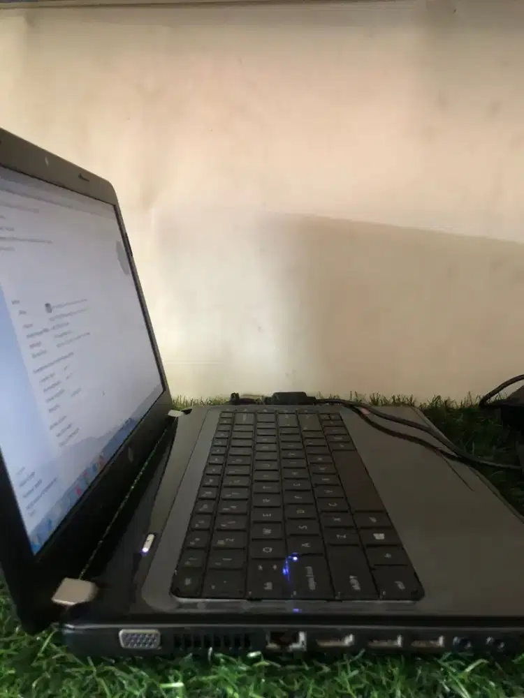 BU LAPTOP HP minat chat/dm