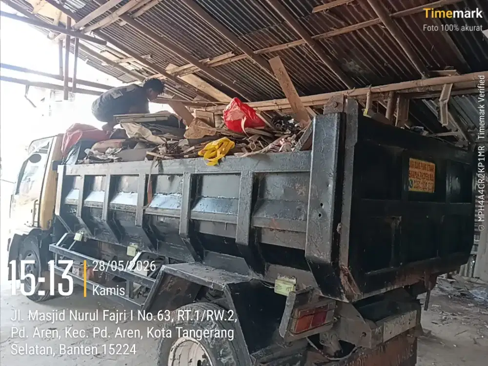 Jasa buang puing dan angkut sampah