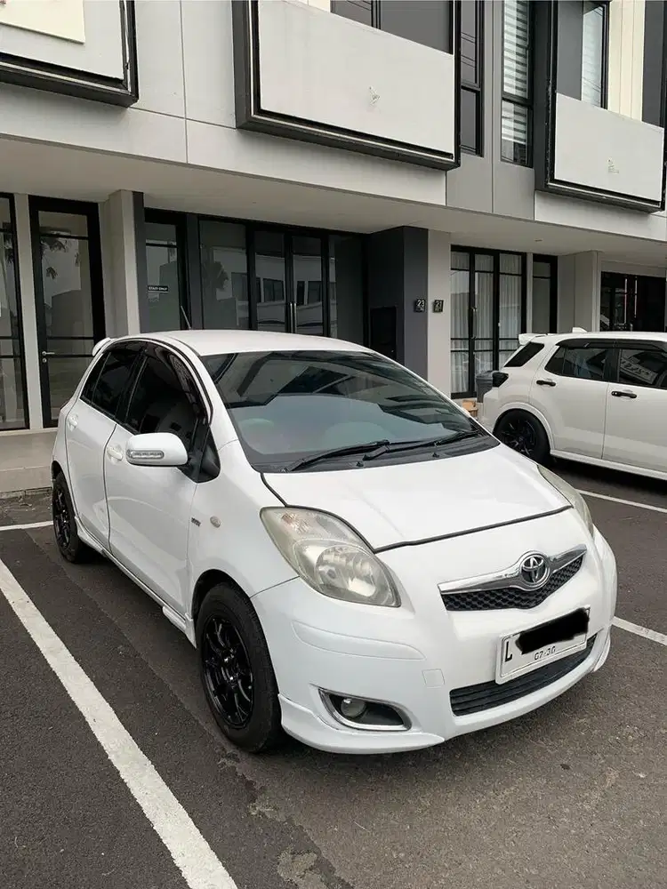 Toyota Yaris 2010 Bensin