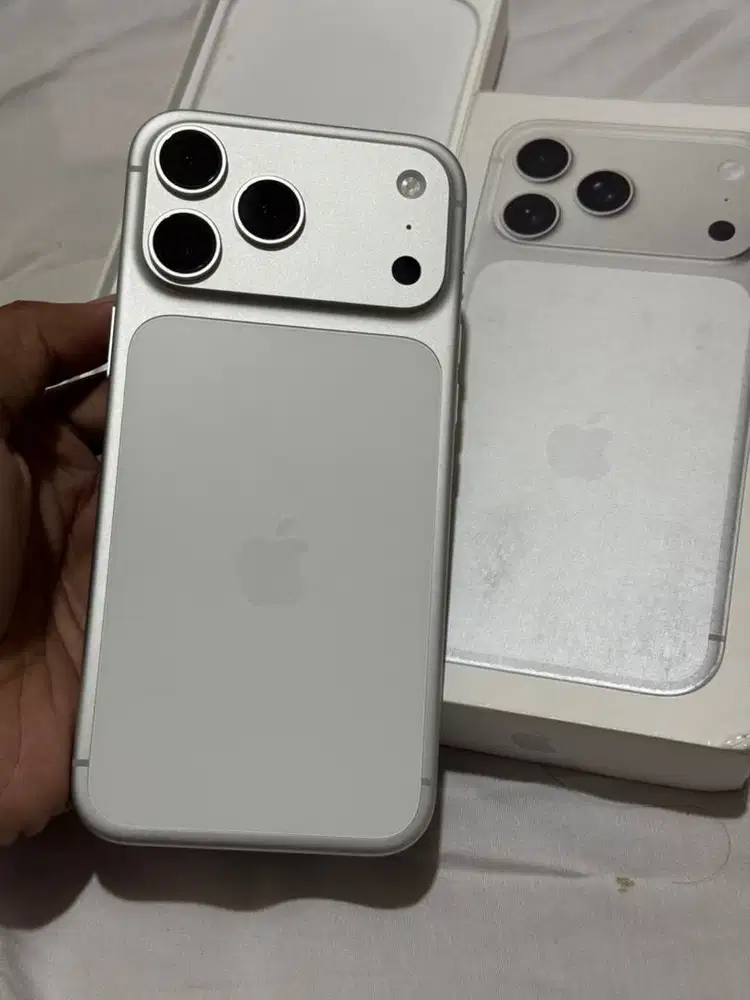 Iphone 17 Promax Ex IBox 256gb silver