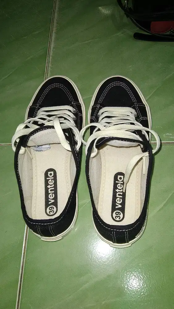VENTELA ALPHA LOW BLACK ORIGINAL